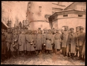 Zdjęcie grupowe legionistów podczas pobytu w Kętach